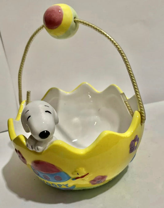 Snoopy and Woodstock easter egg Basket